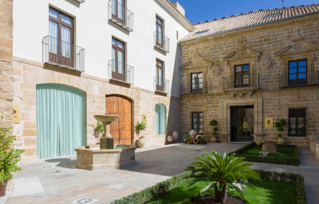 PALACIO DE UBEDA - Resim 2